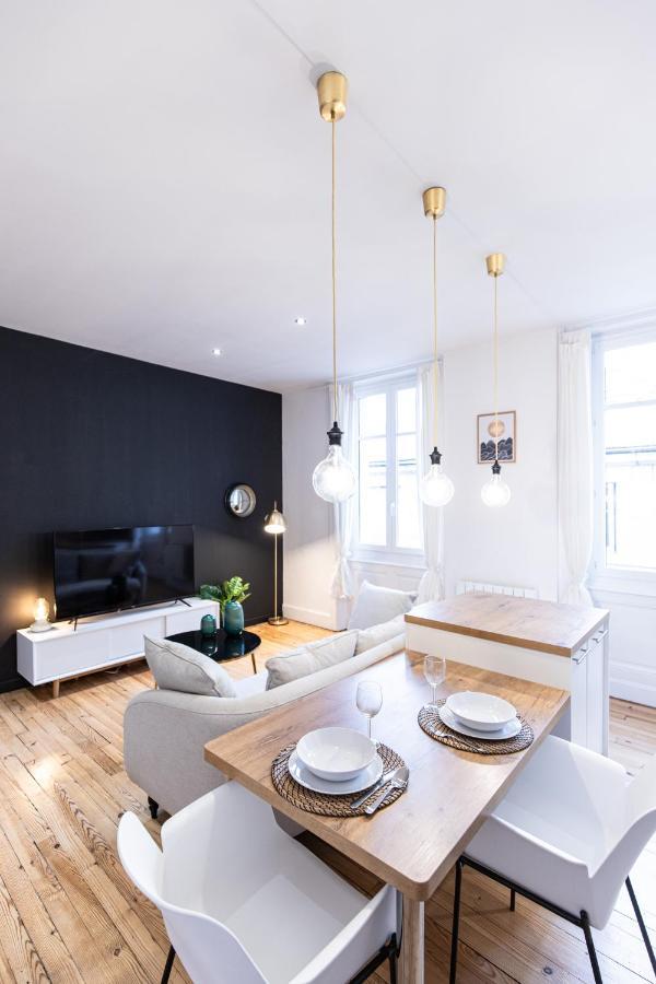 Le Cret - Place Jean Jaures แซงต์-เอเตียน ภายนอก รูปภาพ