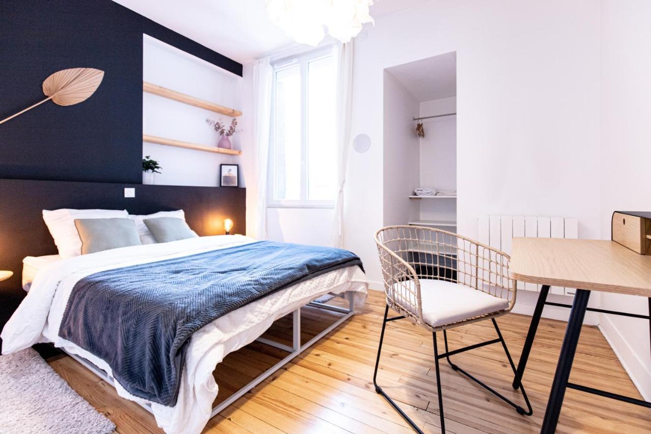 Le Cret - Place Jean Jaures แซงต์-เอเตียน ภายนอก รูปภาพ